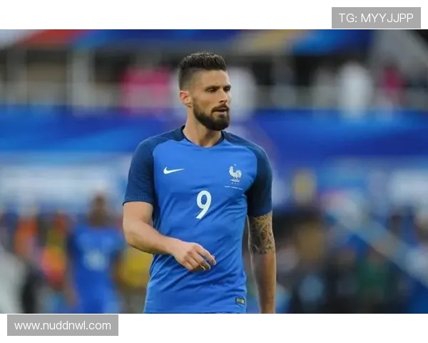 吉鲁重返法甲：家庭与欧联梦想的完美契合(1)