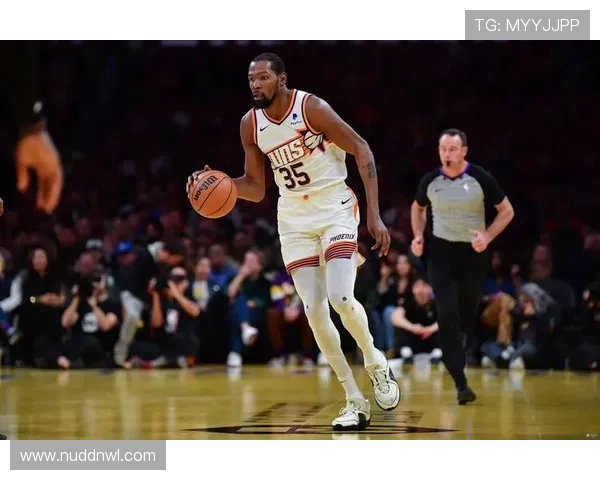 太阳交易杜兰特后重建：中锋补强 + 三新秀崛起，布克顶薪续约成新核(1)